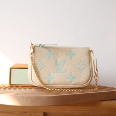 LV Clutch Bags